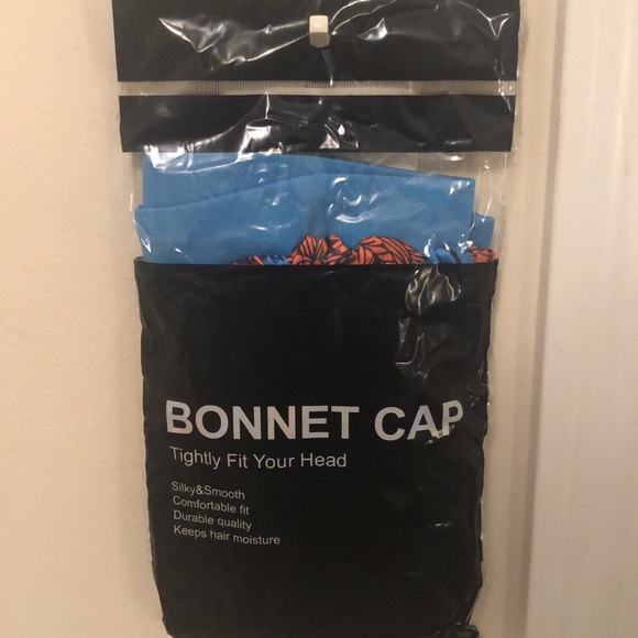 Bonnet cap,brand new,never worn. - Picture 4 of 16